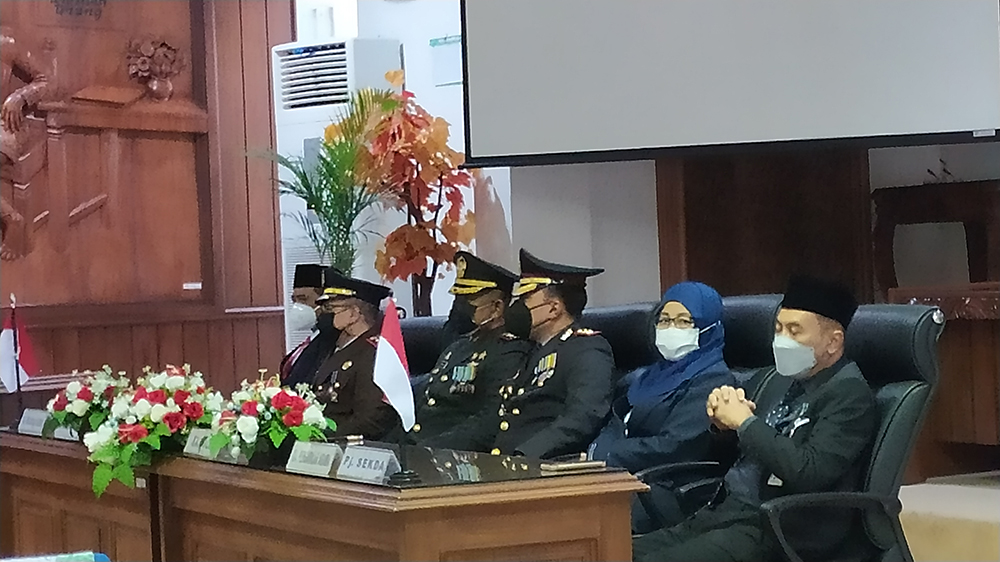 Rapat Paripurna DPRD mendengarkan Pidato President dalam rangka penyampaian RUU APBN Tahun Anggaran 2022