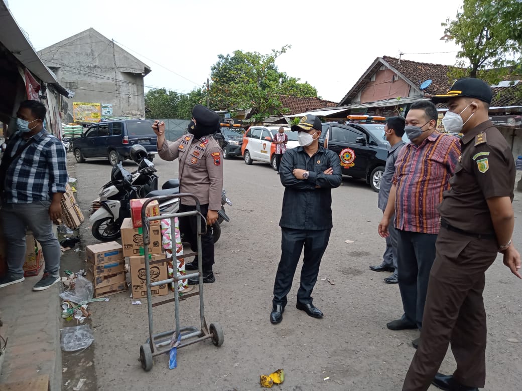 Kejari Rembang, Polres,  Pemda, Satpol PP, dan Bea Cukai Gelar Operasi Rokok Ilegal