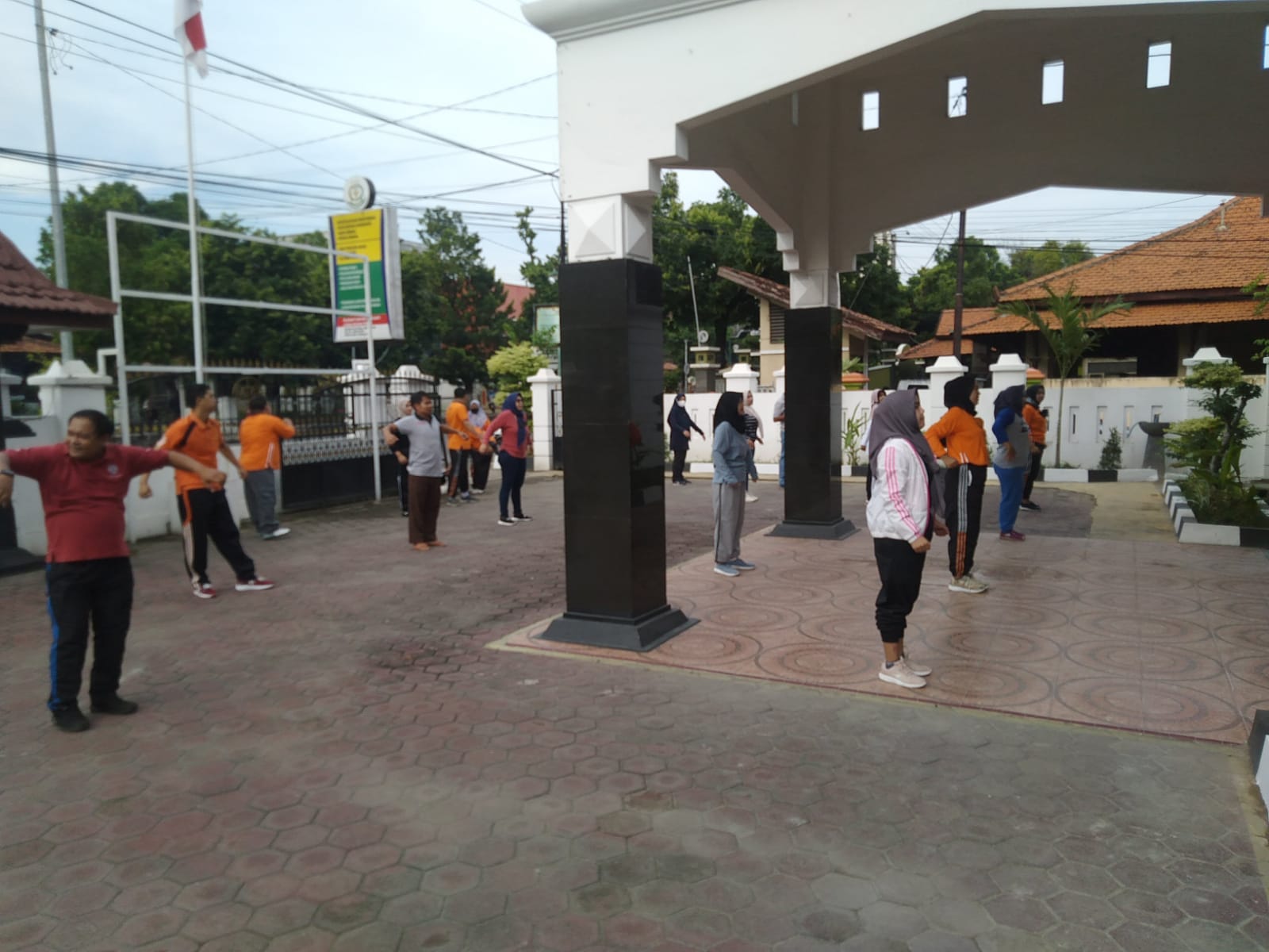 TANGKAL VIRUS CORONA DENGAN MENINGKATKAN IMUNITAS MELALUI SENAM KESEGARAN JASMANI